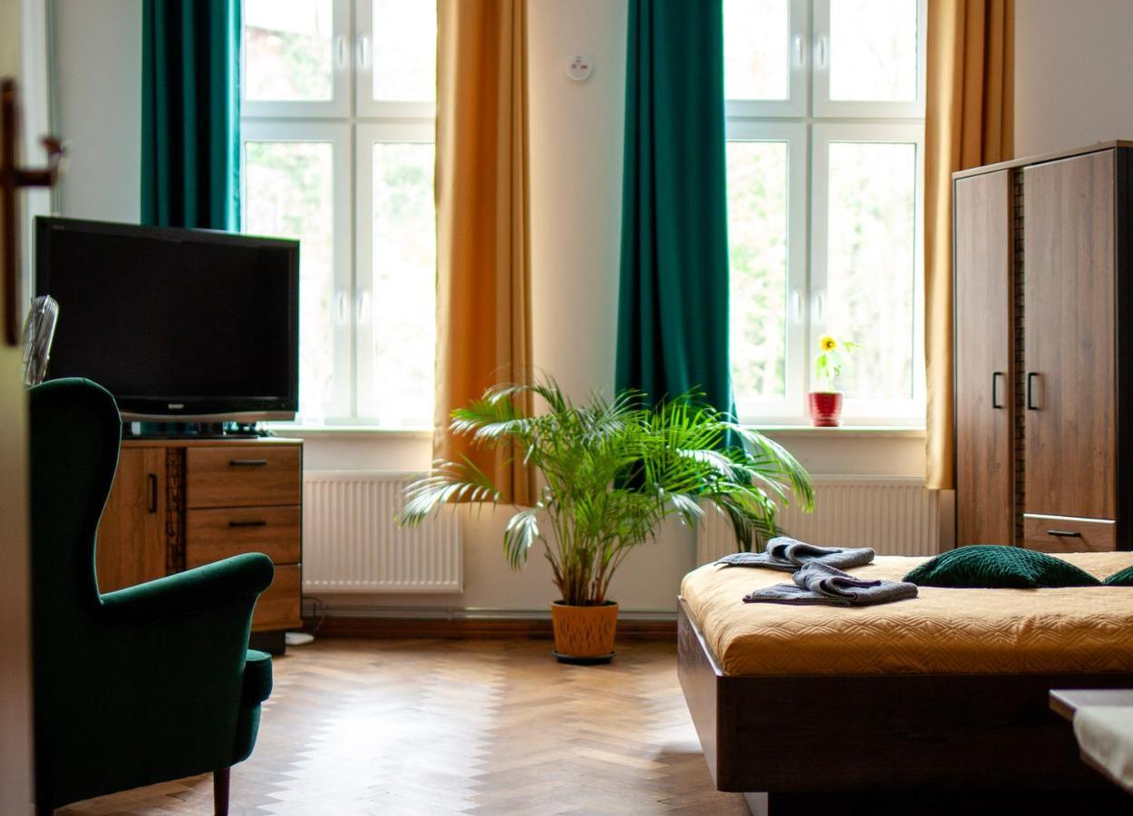 Bailey Apartment Krasków Exterior foto